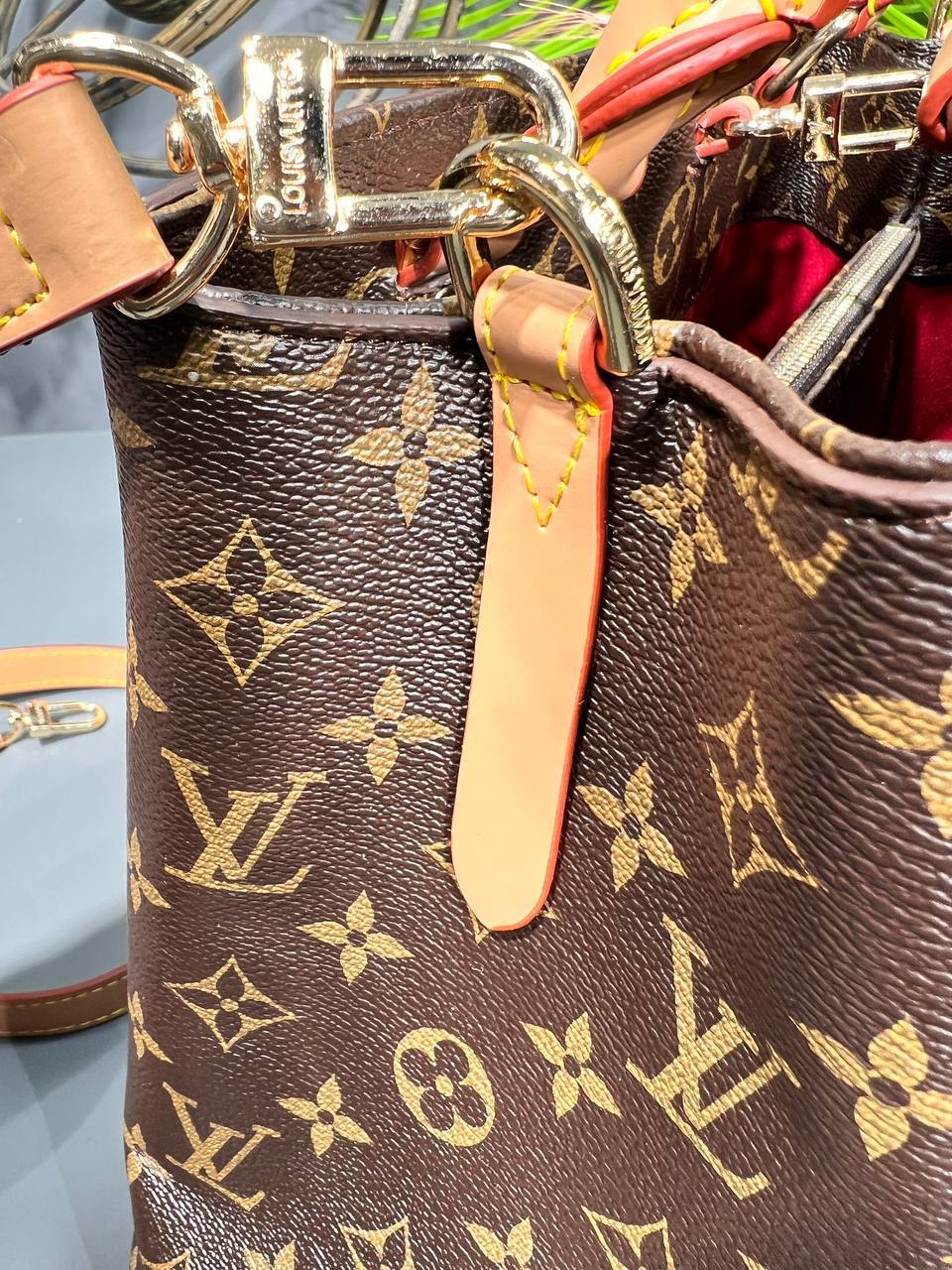 Montaigne Monogram Tasche