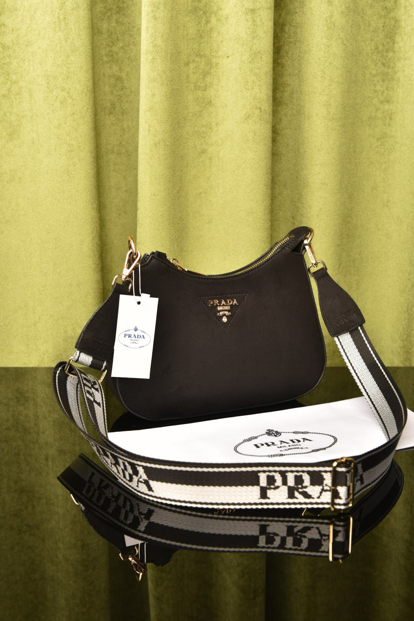 PRD – Kleine Schultertasche aus Leder