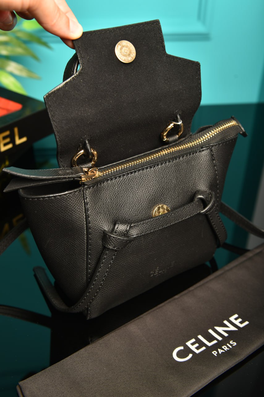 CLN - Nano-Tasche aus genarbtem Kalbsleder