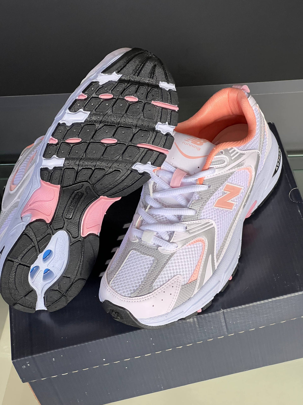 NW Balance - Shoes