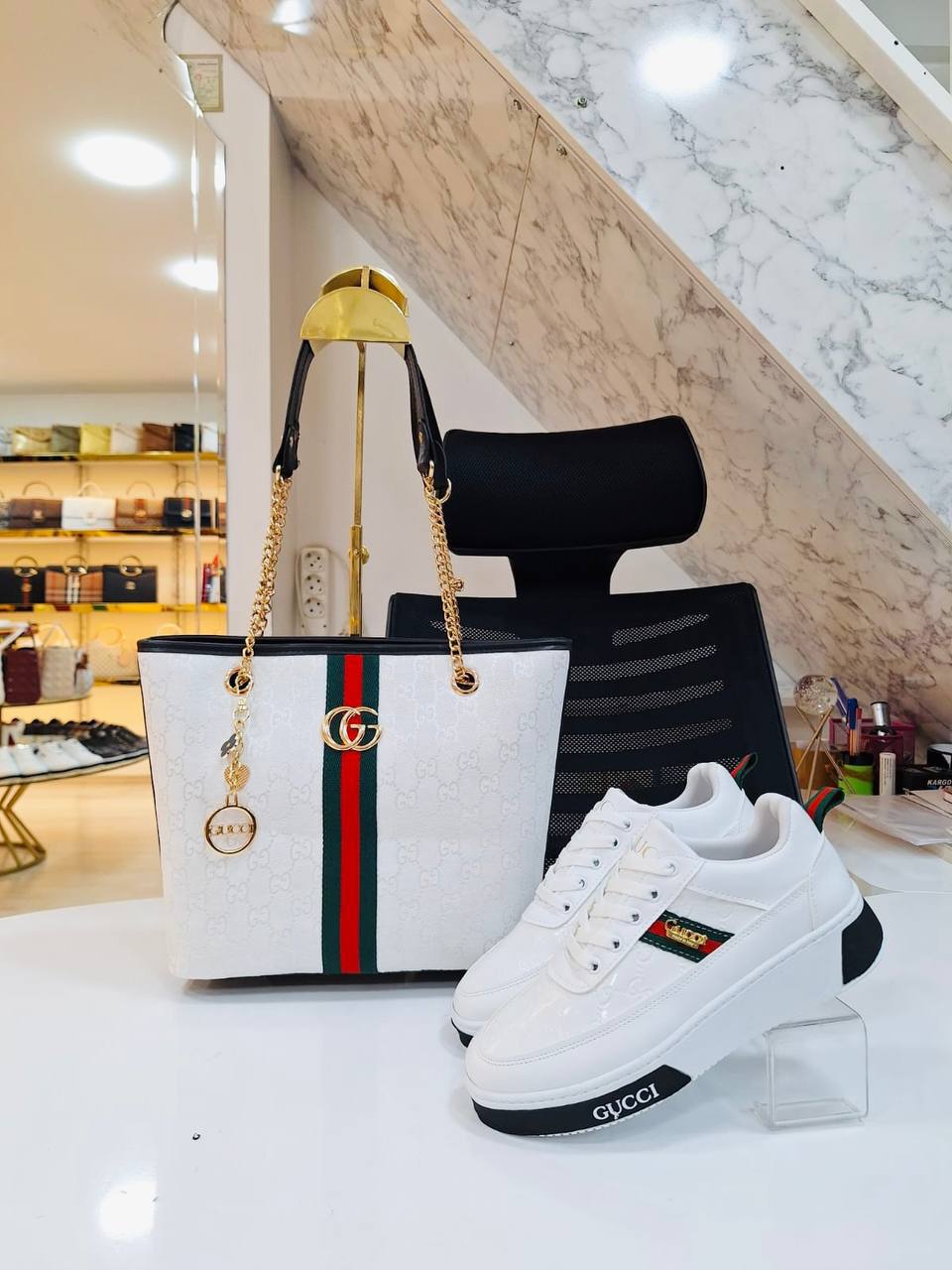 GG - Taschen und Schuhe