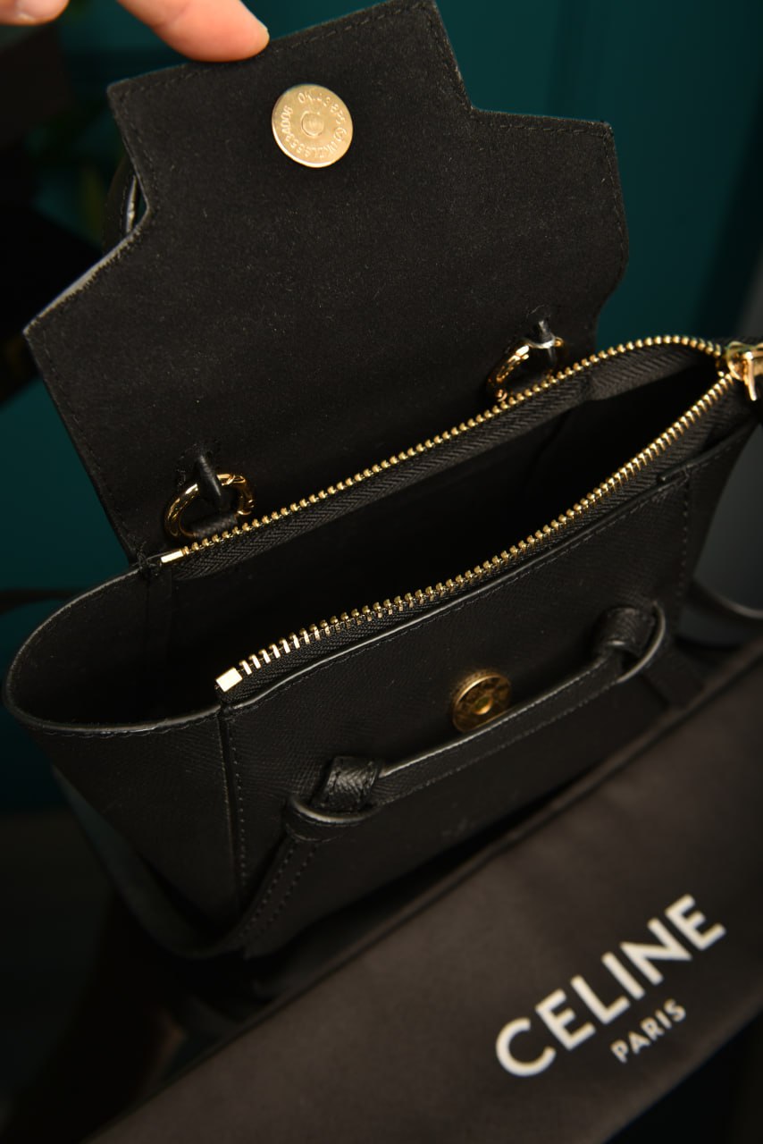 CLN - Nano-Tasche aus genarbtem Kalbsleder
