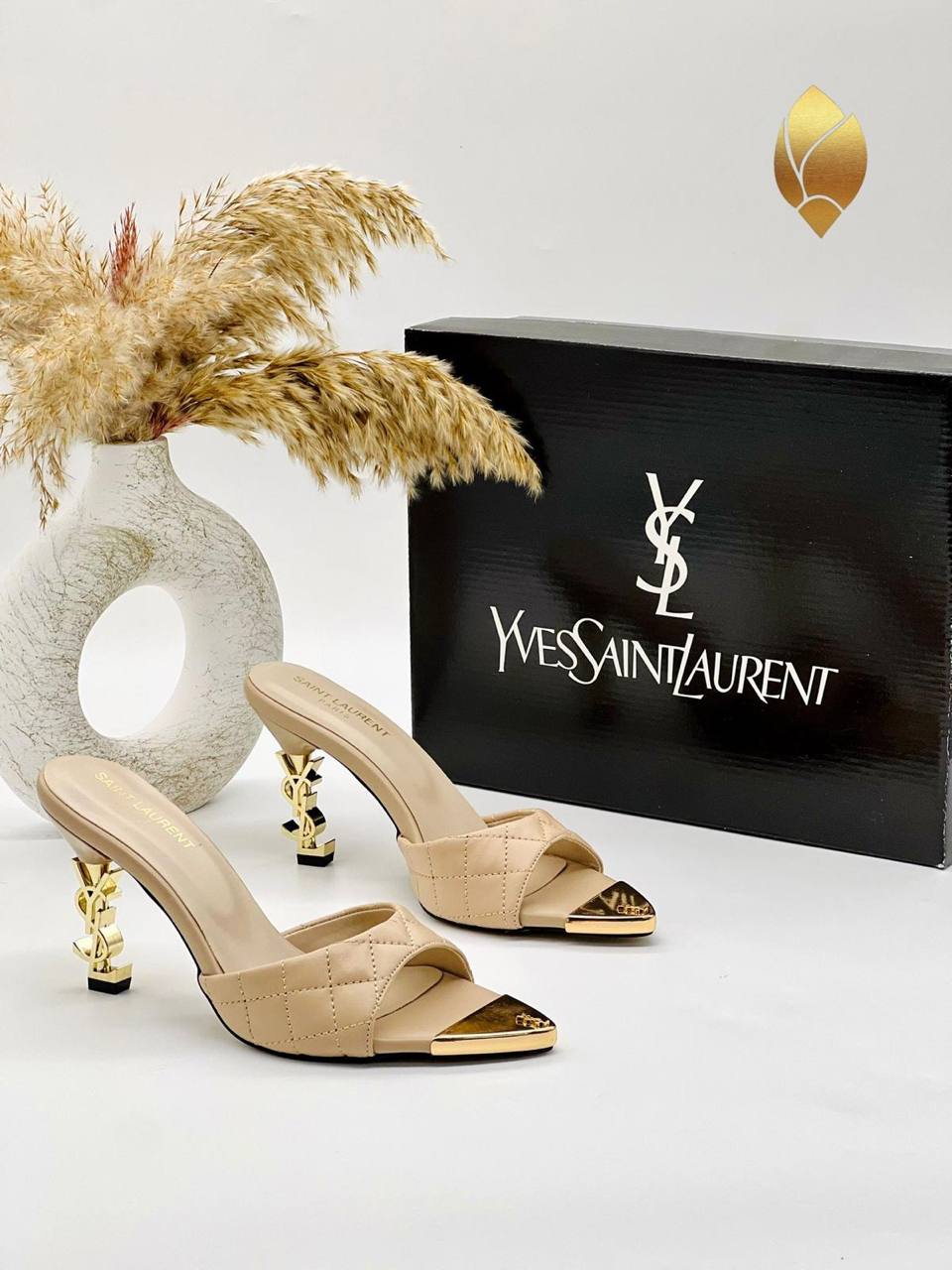 YSI - Sandale
