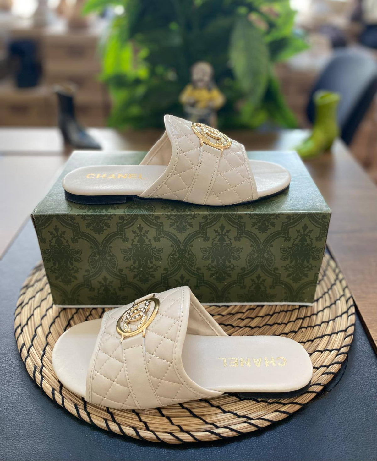 CH - Slipper